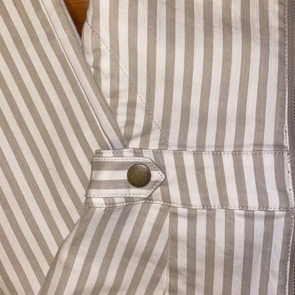 RACHEL Rachel Roy Striped Side-Cutout Jumpsuit. Size 0 - Picture 5 of 7